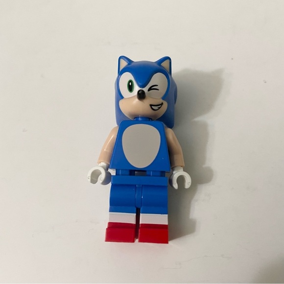 LEGO Sonic the Hedgehog Minifigure Wink - Picture 9 of 11